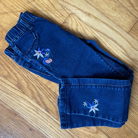 GYMBOREE Embroidered denim pull-up jean Girls size 6 - Picture 2 of 4